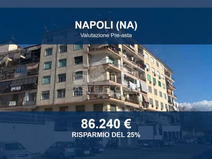 Appartamento con 6 locali in vendita in Via Costantino Grimaldi, Zona Industriale Centro Direzionale Poggioreale, Napoli