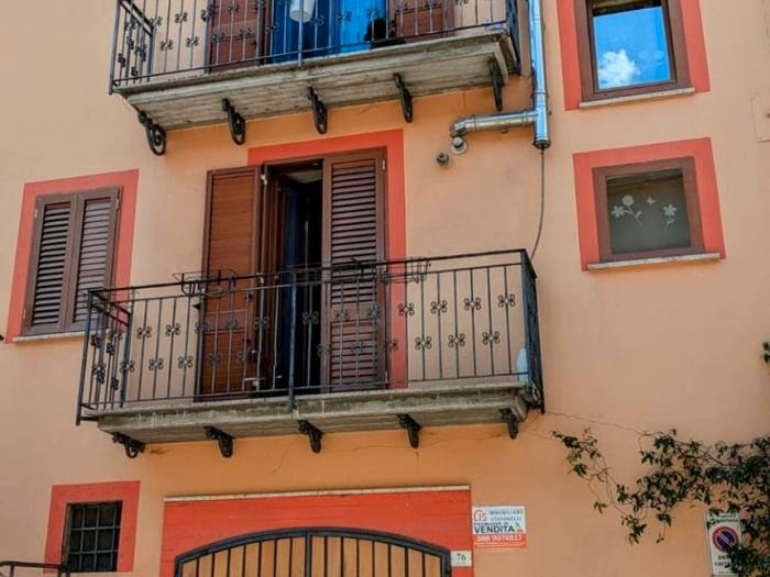 Casa con 6 locali in vendita in Vico Aquilonia, Carpinone