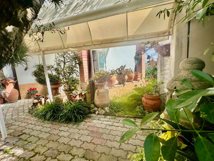 Casa quadrilocale in vendita in Via Romagnano, Romagnano, Massa