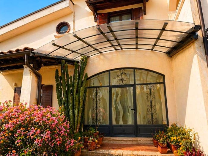 Casa con 6 locali in vendita in San Potito Ultra