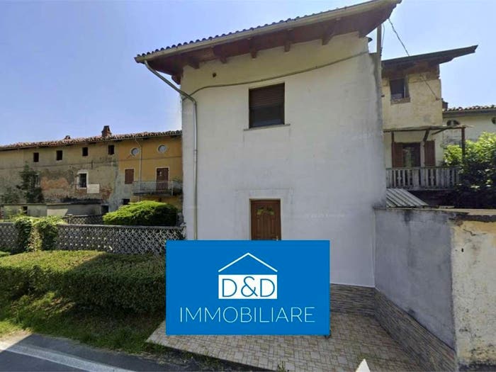 Casa con 6 locali in vendita in Borgata Scarione, Dossi San Bernardo, Pavone Canavese