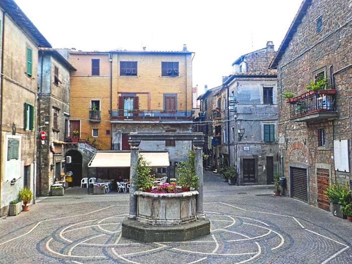 Appartamento monolocale in vendita in Piazza Santa Maria, Centro, Blera