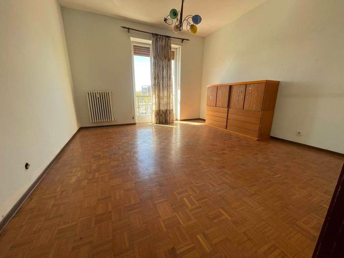 Appartamento trilocale in vendita in Via Alcide De Gasperi, Centro, Orbassano