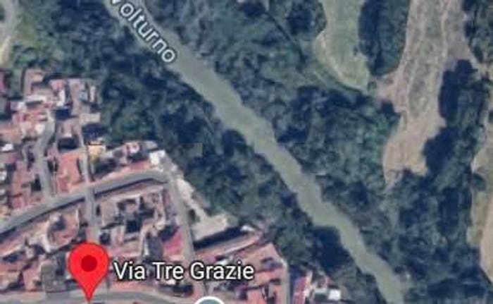 Appartamento con 6 locali in vendita in VIA TRE GRAZIE, Centro, Grazzanise