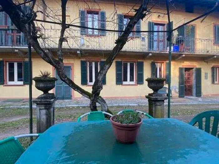Appartamento con 5 locali in vendita in Via Don Giovanni Minzoni, Centro, Castelletto Sopra Ticino