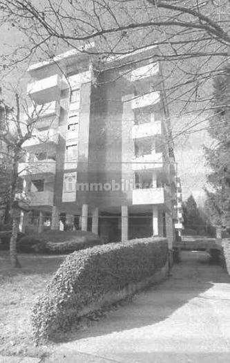 Appartamento con 5 locali in vendita in Viale Carlo Noè, Ronchi, Gallarate