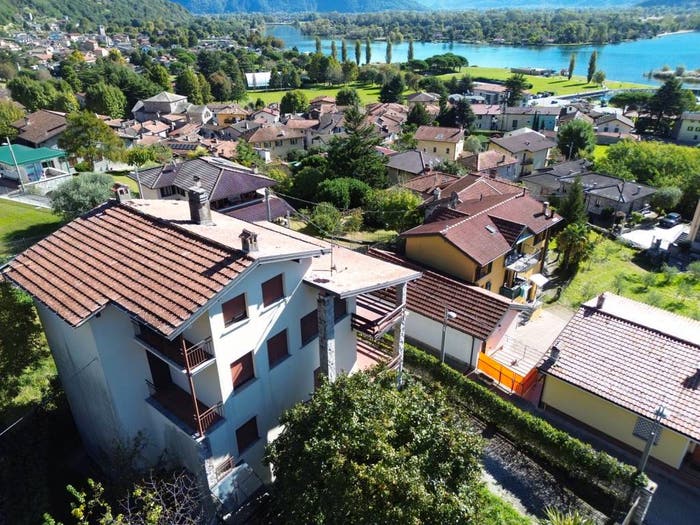 Casa con 6 locali in vendita in Via Montemezzo, Centro, Gera Lario