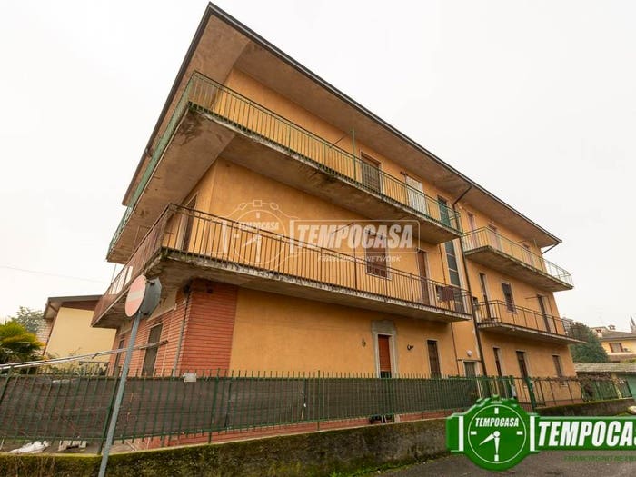 Appartamento trilocale in vendita in Via A Grandi, Centro, Senna Lodigiana