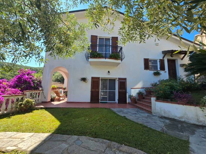 Casa quadrilocale in vendita in Via alla Costa, San Fedele Lusignano, Albenga