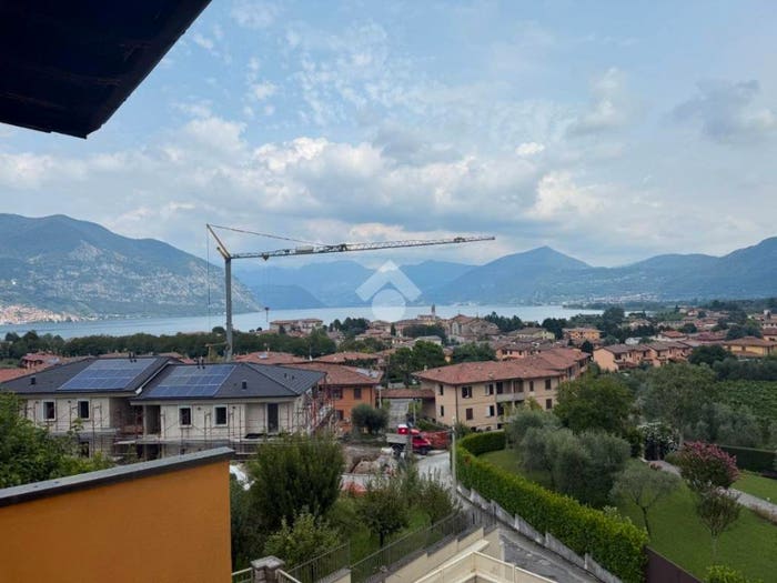 Casa quadrilocale in vendita in VIA BOSSOLA', Iseo