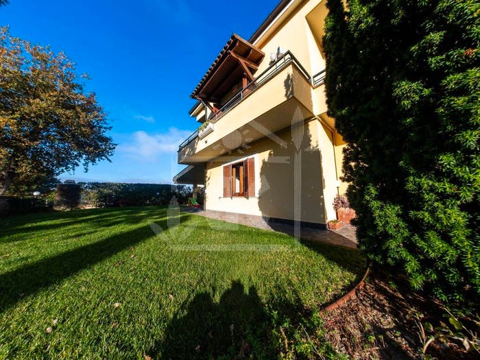 Casa con 6 locali in vendita in Strada Vicinale San Michele, Colle del Telegrafo Colle Scorrano, Pescara