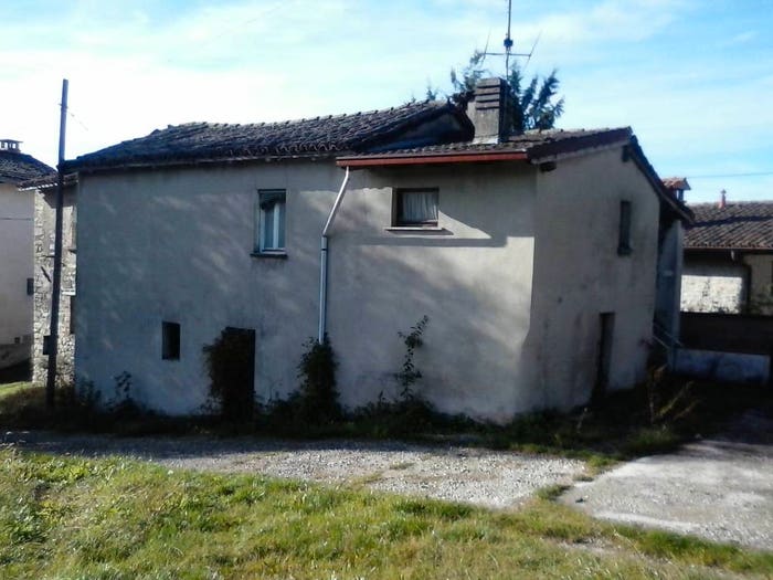 Casa trilocale in vendita in Via Nizza, Centro, Ponte Nizza
