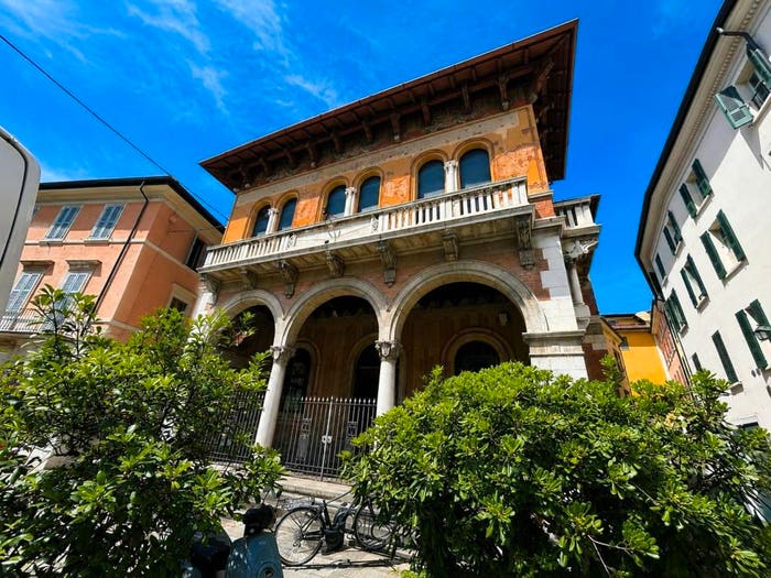 Casa con 6 locali in vendita in Corso Camillo Benso di Cavour, Magenta Arnaldo, Brescia