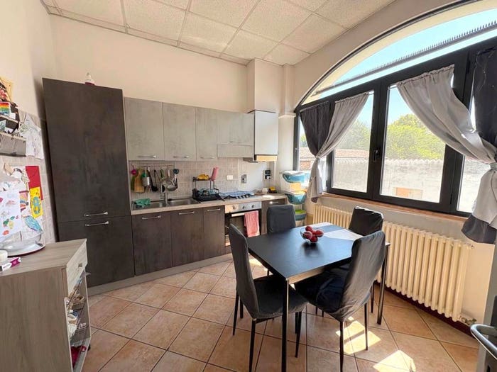 Appartamento quadrilocale in vendita in Centro, Luzzara