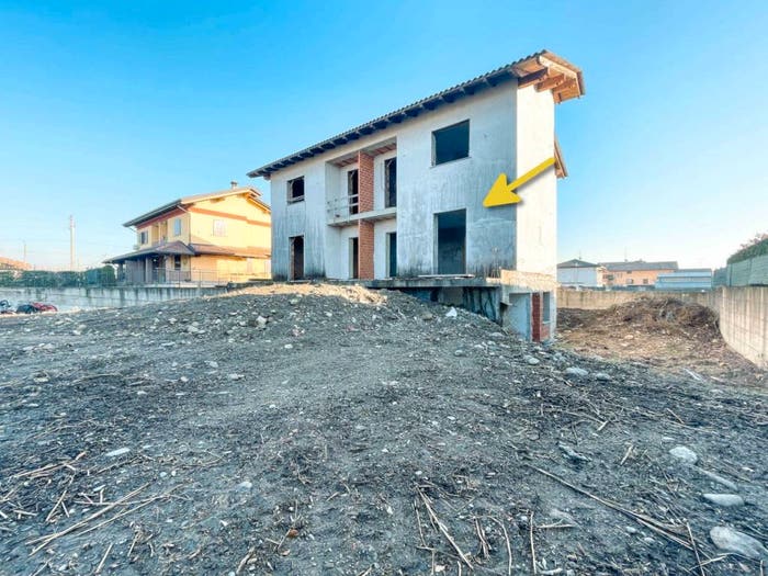 Casa quadrilocale in vendita in via Papa Giovanni, Cavaglio d'Agogna