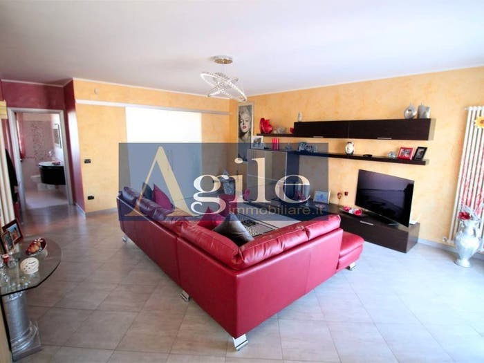 Casa con 6 locali in vendita in viale piane san donato, Corropoli