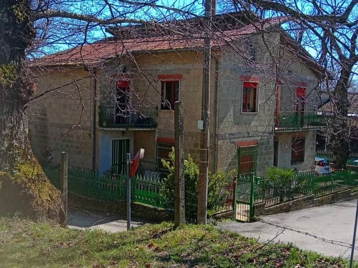 Casa con 6 locali in vendita in Via San Domenico, Roccamonfina