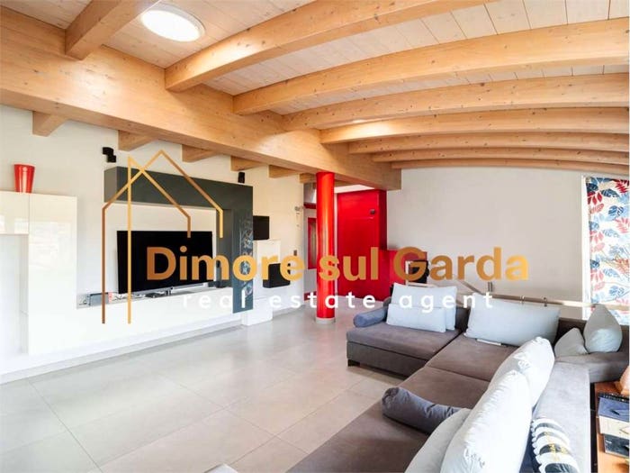 Appartamento trilocale in vendita in Via Irta, Desenzano Centro, Desenzano del Garda