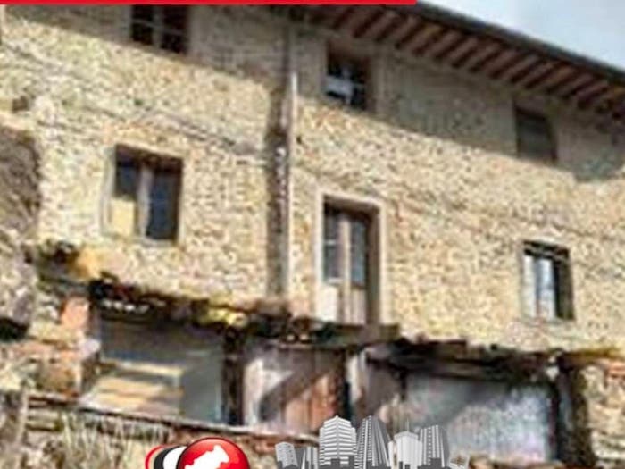 Appartamento con 5 locali in vendita in V Lazzaro Papi Pontito PT Italia, Castelli Pescia Nord, Pescia