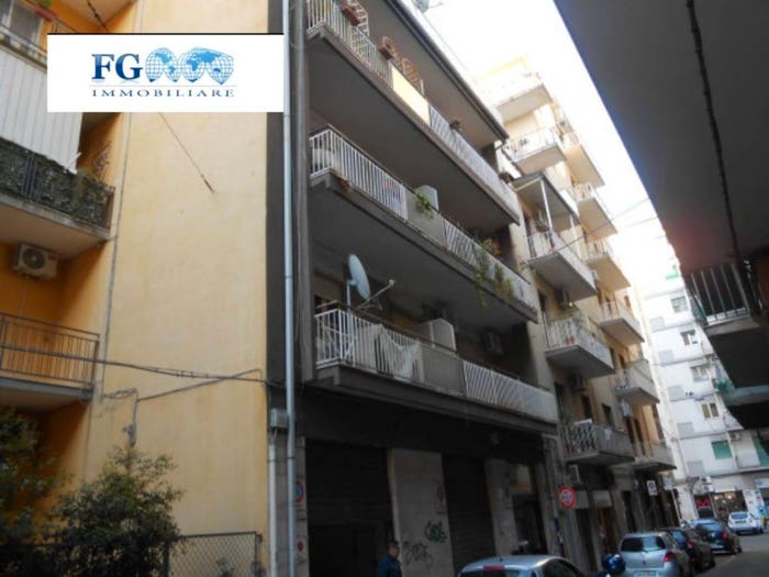 Appartamento trilocale in vendita in Via Giuseppe Borrello, Province Veneto, Catania