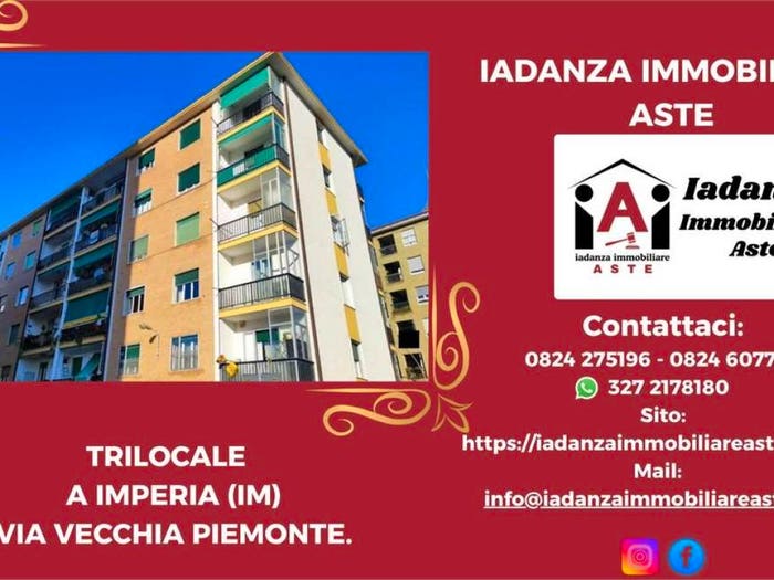 Appartamento trilocale in vendita in Via Vecchia Piemonte, Oneglia, Imperia