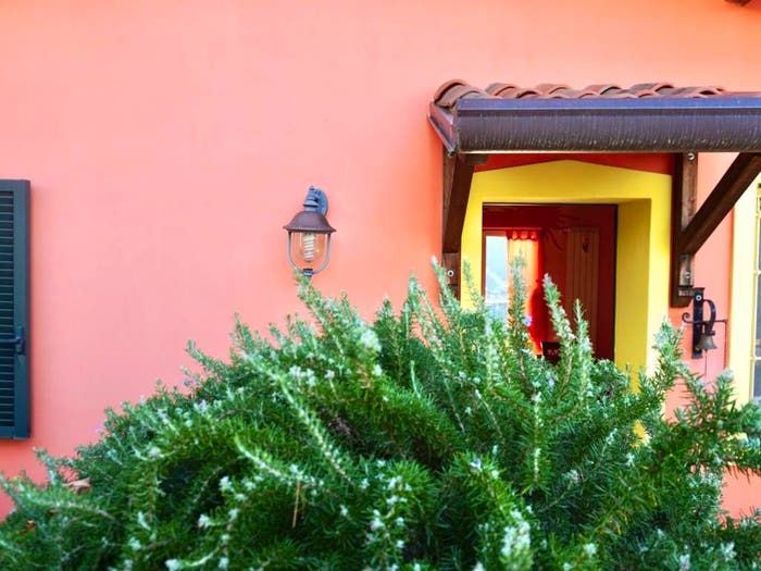Casa bilocale in vendita in Strada Maciurina, Vallebona