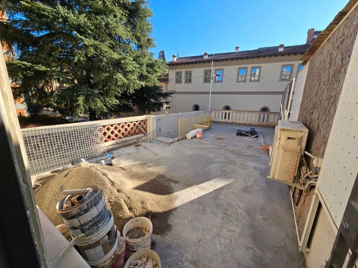 Appartamento quadrilocale in vendita in Campo di Marte, Firenze