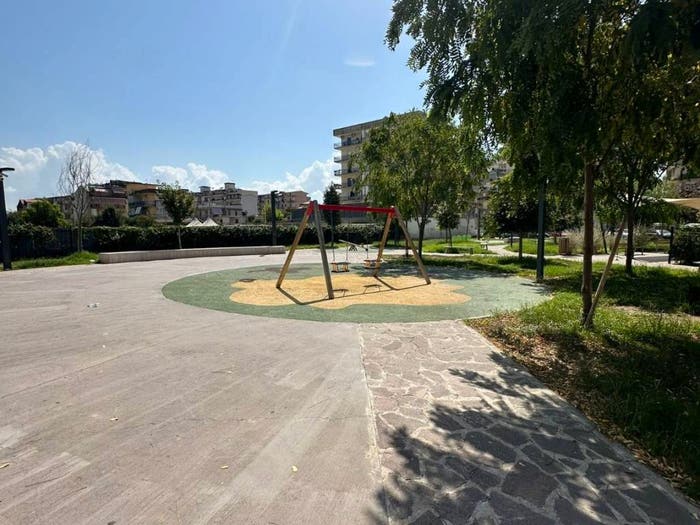 Appartamento trilocale in vendita in Via Giuseppe Verdi, Centro, Casalnuovo di Napoli