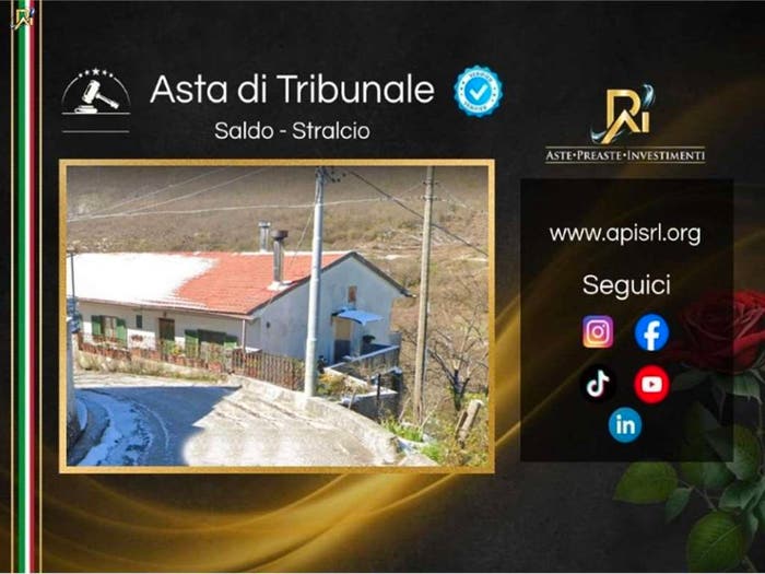 Appartamento con 5 locali in vendita in Via Lacone, Sesto Campano