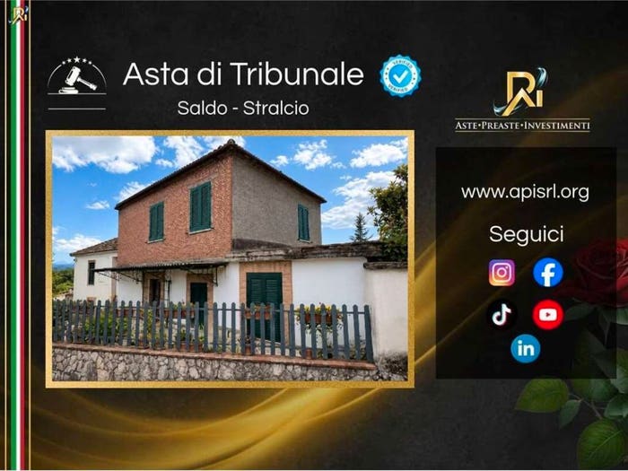 Appartamento con 6 locali in vendita in Via Camiciola, Ripi