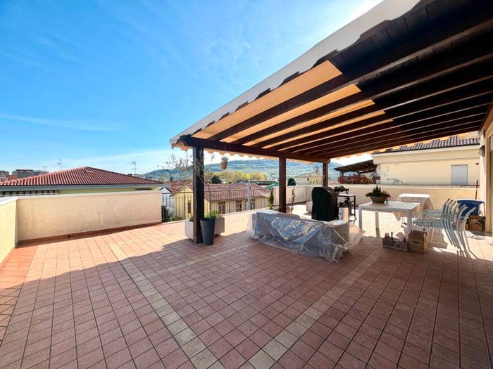 Appartamento quadrilocale in vendita in Via Giovanni Verga, Montecchio Maggiore Alte Ceccato, Montecchio Maggiore