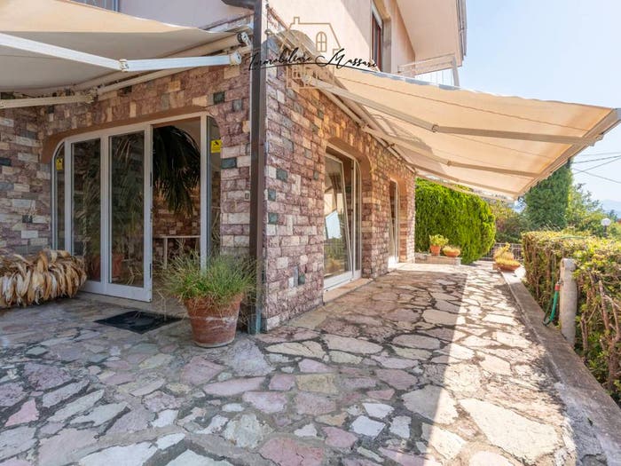 Casa con 6 locali in vendita in Via Gaggiano, Centro, Arcola