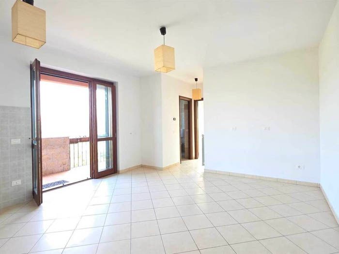 Appartamento trilocale in vendita in Orte Scalo, Orte