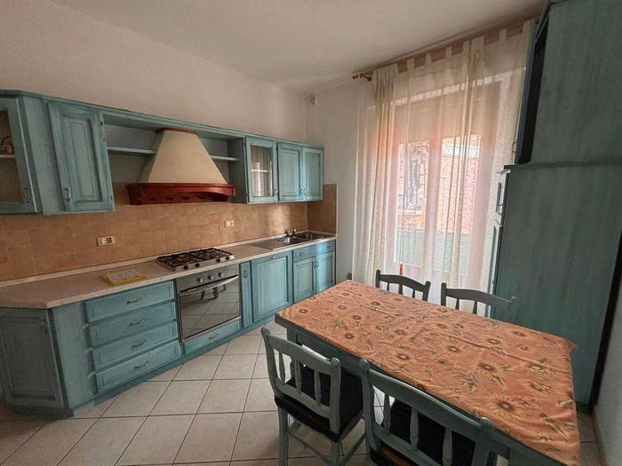 Appartamento quadrilocale in vendita in Centro, Poggibonsi