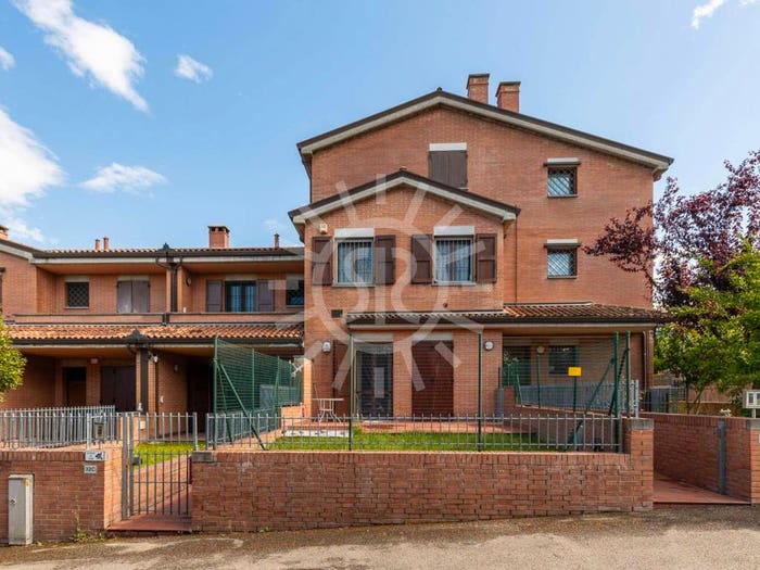 Appartamento quadrilocale in vendita in Via Giacomo Matteotti, Centro, Dozza
