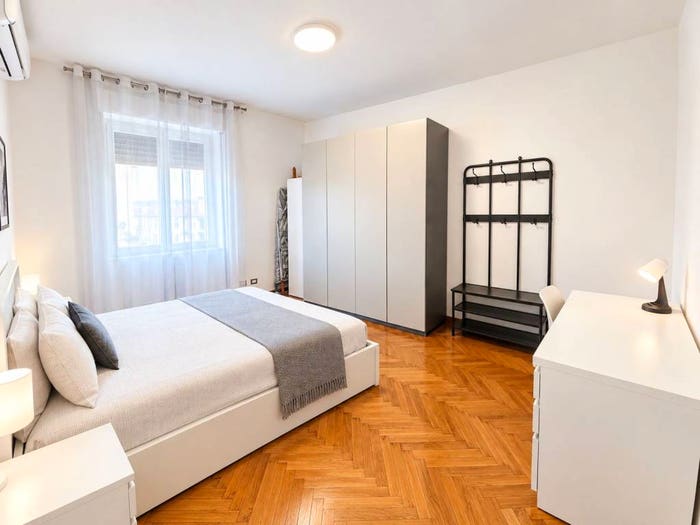 Appartamento bilocale in vendita in Piazza Napoli, Milano