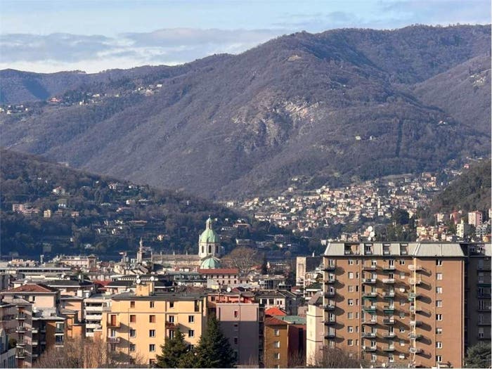 Appartamento bilocale in vendita in Como Sole, Como