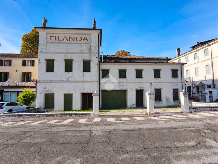 Casa trilocale in vendita in Via san pio X, Centro, Volpago del Montello