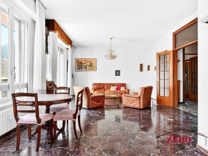 Casa quadrilocale in vendita in Via Palestro, Borghi, Como