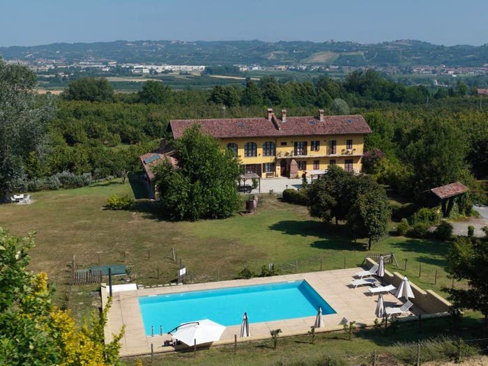 Casa con 6 locali in vendita in Cascina Caminali, Roggeri I, La Morra