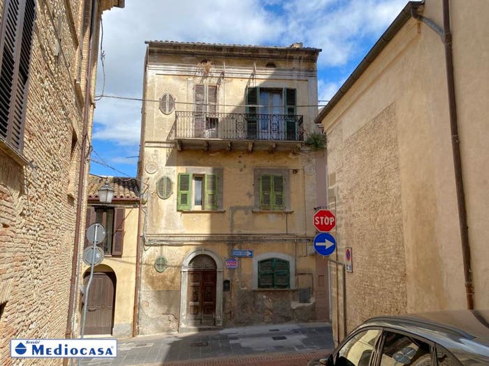 Casa con 5 locali in vendita in Via Ettore Fieramosca, Centro, Lanciano