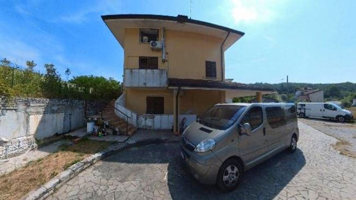 Appartamento quadrilocale in vendita in Via Malnisce, Savogna d'Isonzo