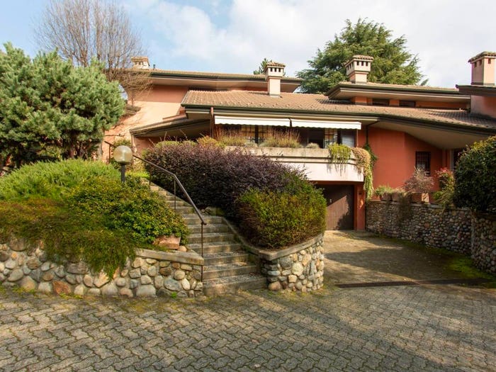 Casa con 6 locali in vendita in Via Covetta, Ronchi, Gallarate