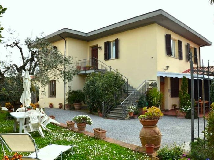 Casa con 6 locali in vendita in Centro, Lucignano