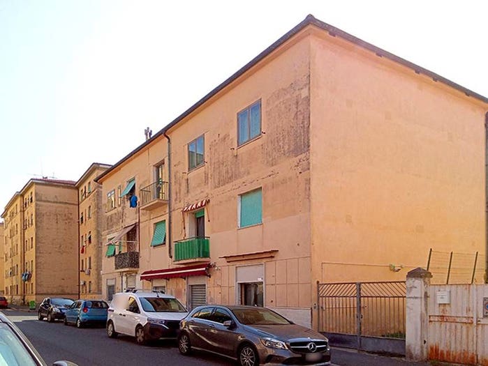 Appartamento con 6 locali in vendita in Via Bengasi, Ospedale Stazione, Livorno