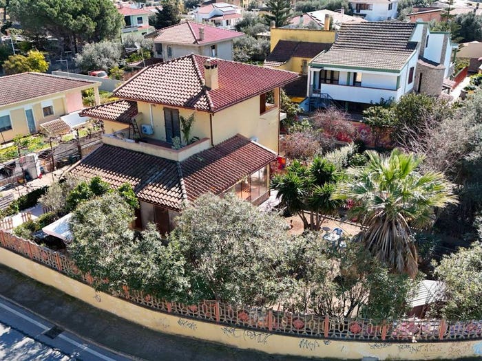 Casa con 6 locali in vendita in Via dei Mughetti, Foxi Sant'Andrea, Quartu Sant'Elena