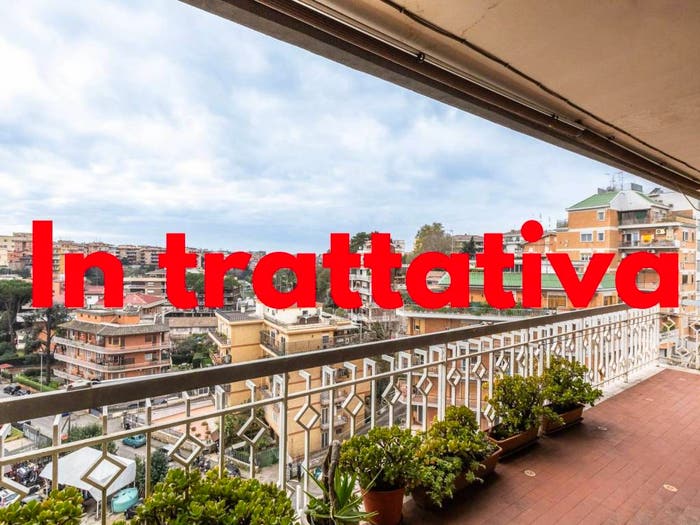 Appartamento trilocale in vendita in Via Mattia Battistini, Boccea, Roma