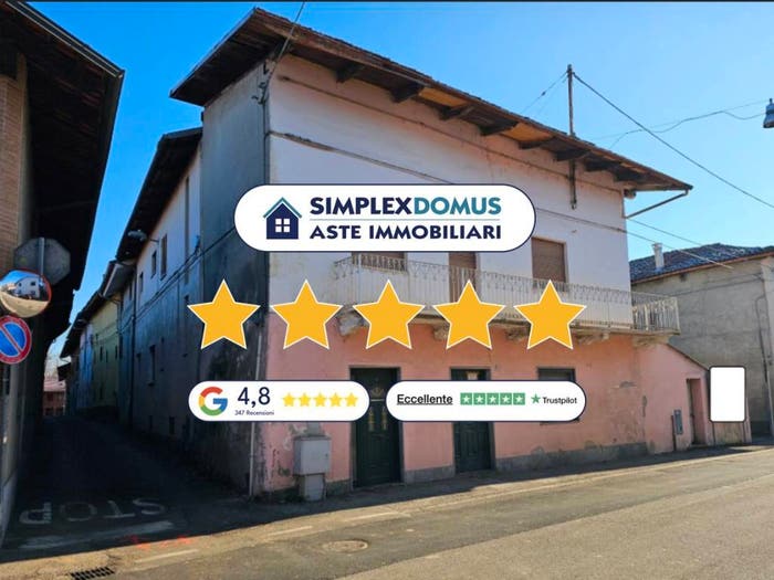 Appartamento con 5 locali in vendita in Via Umberto Primo, Foglizzo
