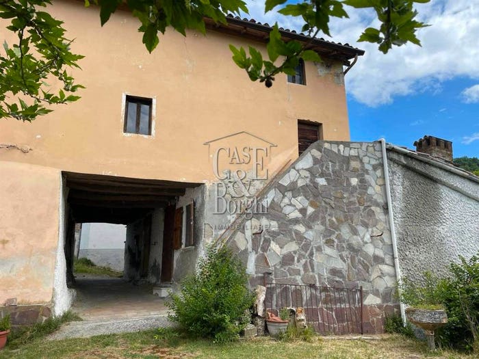 Casa con 6 locali in vendita in località Boiolo, Boiolo, Borgoratto Mormorolo