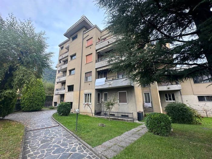 Appartamento bilocale in vendita in via cesare cantù, Olginate